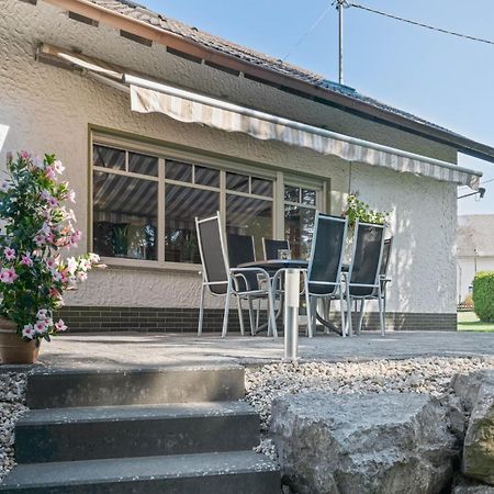 A Detached Holiday Home In A Highly Scenic Area Trierscheid Exterior photo