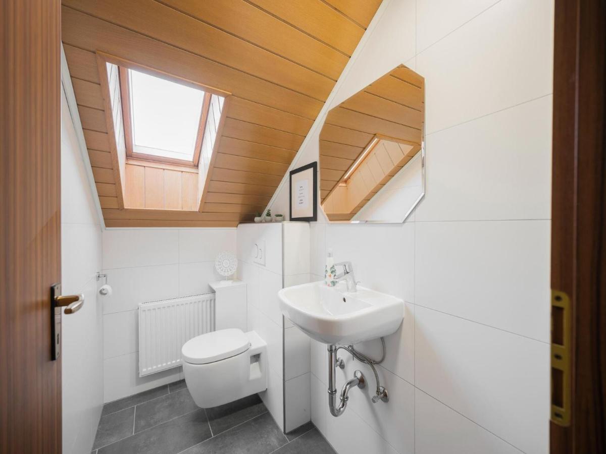 A Detached Holiday Home In A Highly Scenic Area Trierscheid Exterior photo