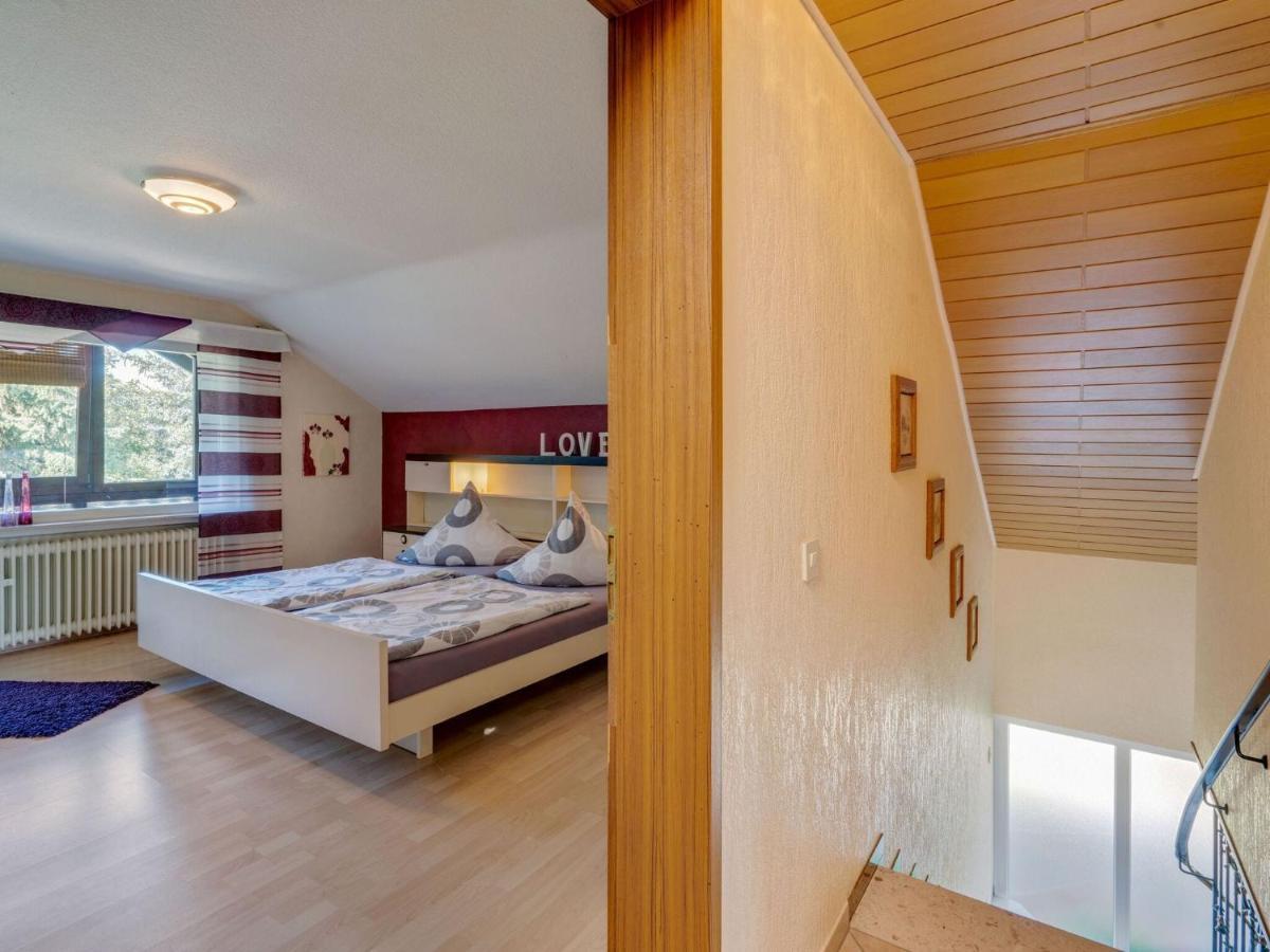 A Detached Holiday Home In A Highly Scenic Area Trierscheid Exterior photo